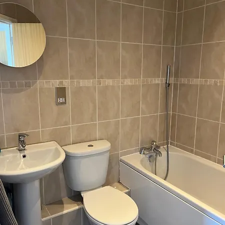 Chaucer View, Chaucer House Apts كيسويك